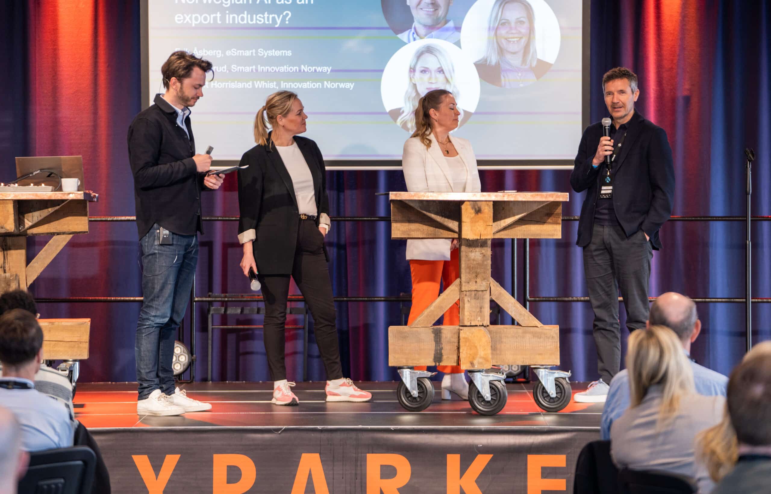 Jo Roald invited Eli Haugerud from Smart Innovation Norway, Silje Brit Horrisland Whist from Innovation Norway and Erik Åsberg from eSmart Systems to discuss Norwegian AI as an export industry. PHOTO: Stein Johnsen, ContentVideo